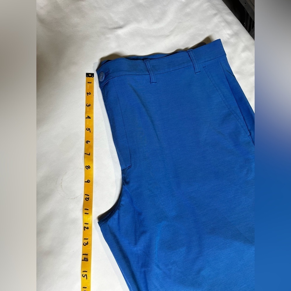 PGA TOUR Men’s Royal blue golf shorts size 44. - Picture 12 of 12